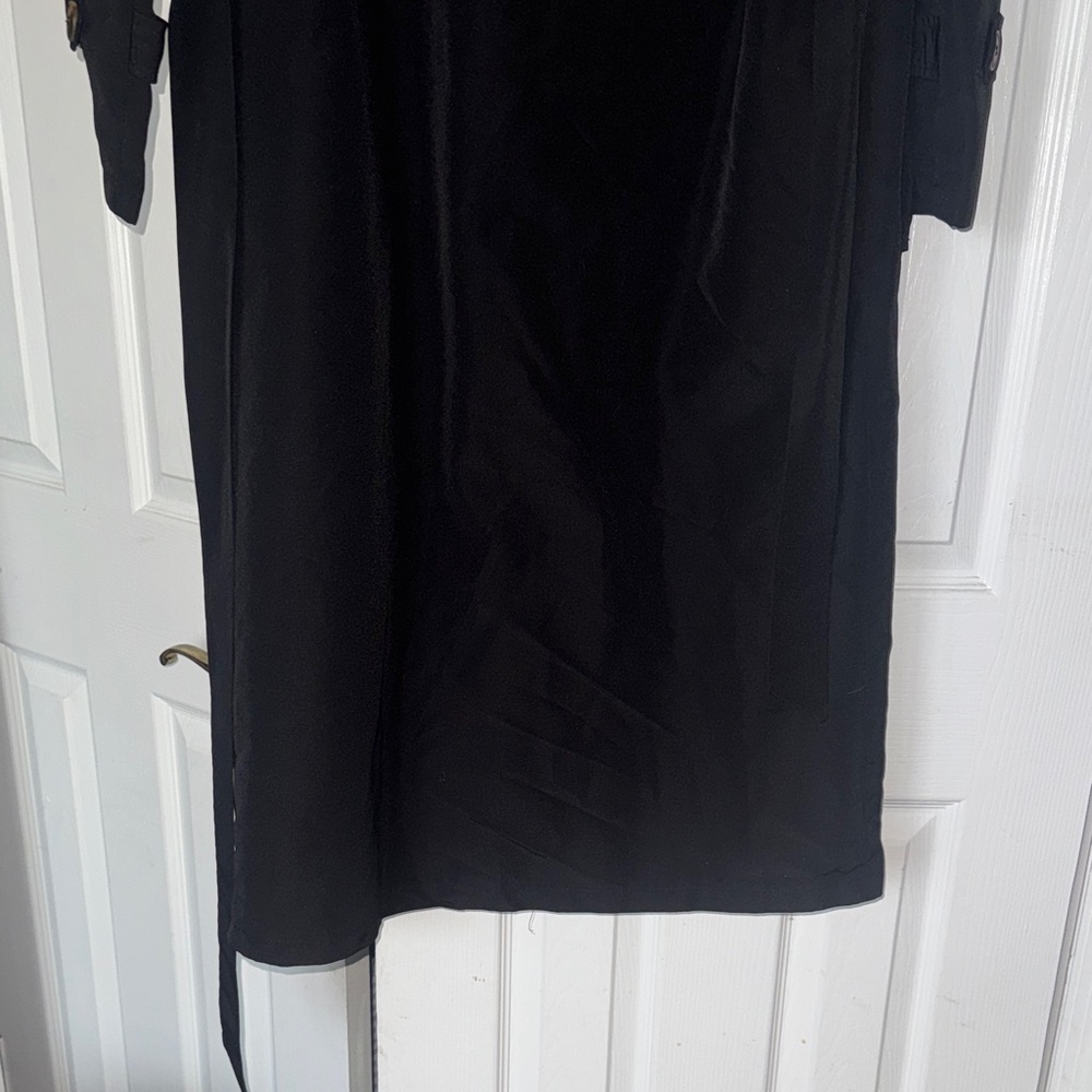 PrettyLittleThing Black Jacket with Logo Label - Picture 10 of 10